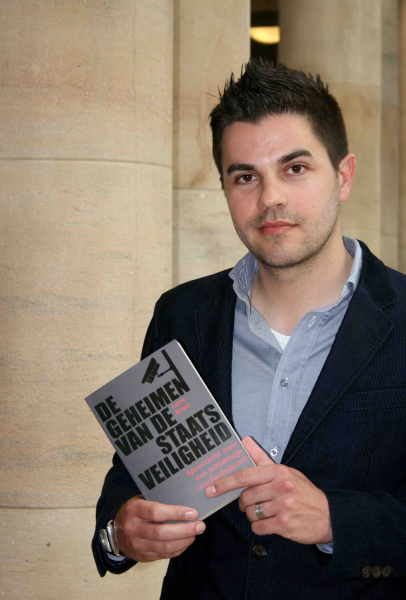 Lars Bové with his new book on State Security Lars Bové with his new book on State Security